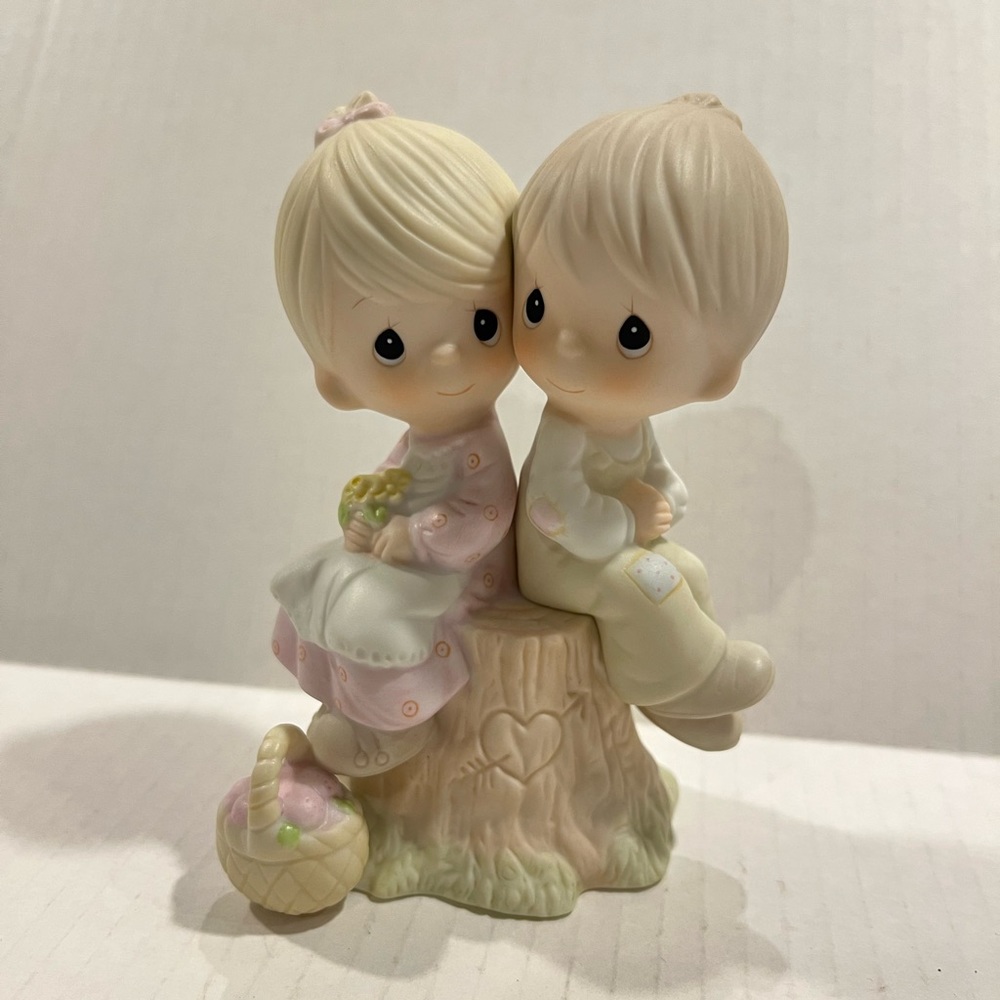 Precious Moments Love One Another